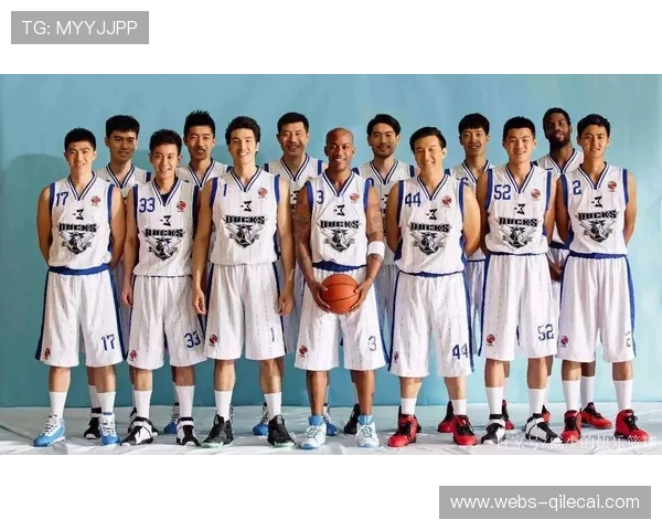 前NBA球员来华访问，交流篮球青训经验